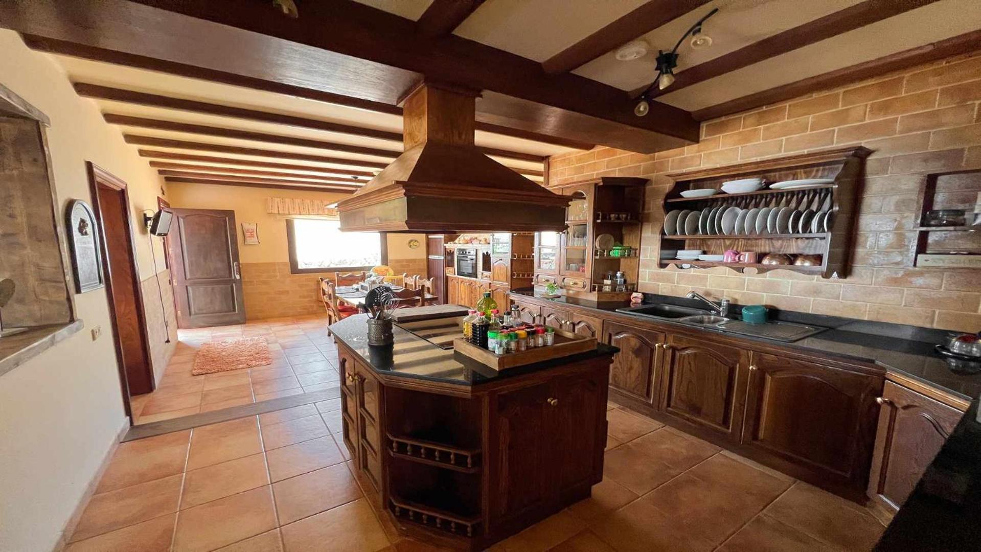 Preciosa Casa Cristian Y Maria Con Piscina Privada Villa Tias Bagian luar foto